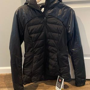 Lululemon Down for it All jacket shine. Mid warmth. BNWT.